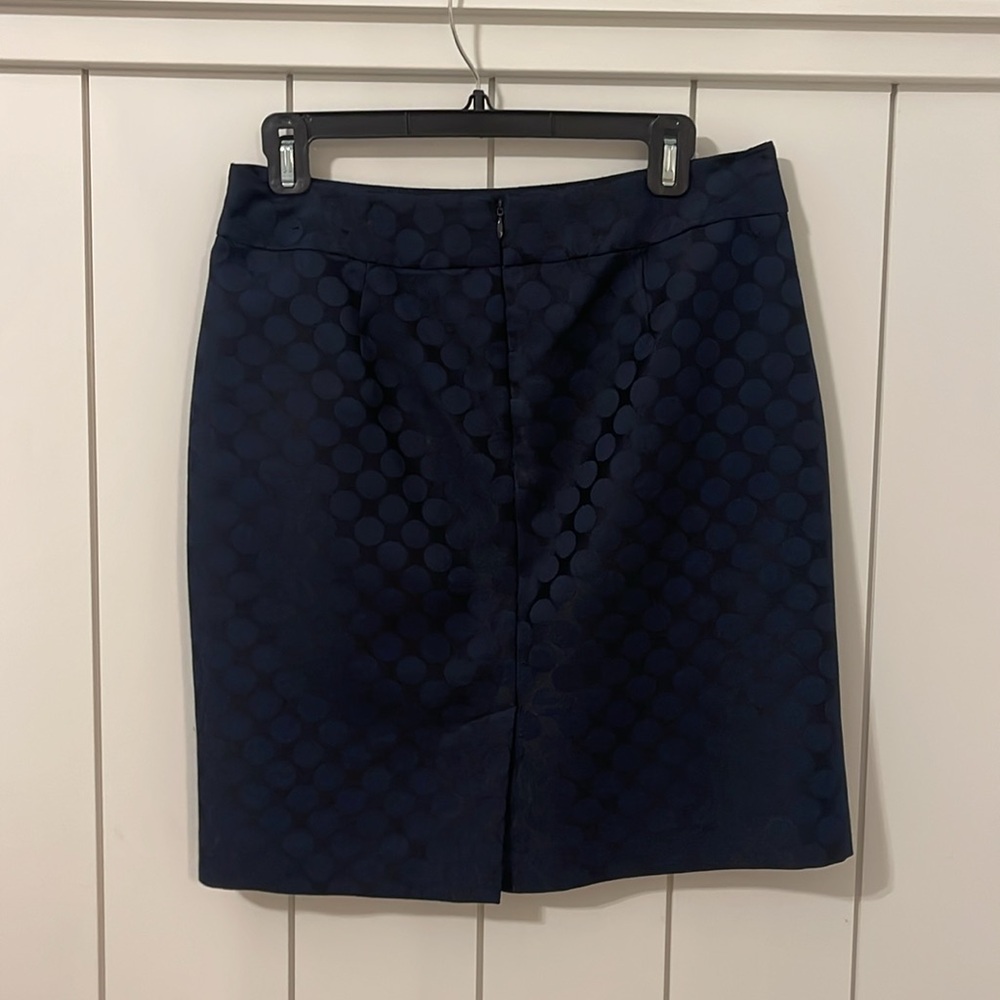 BANANA REPUBLIC Women’s Skirt - Size 6 - Navy Dot - Picture 3 of 5